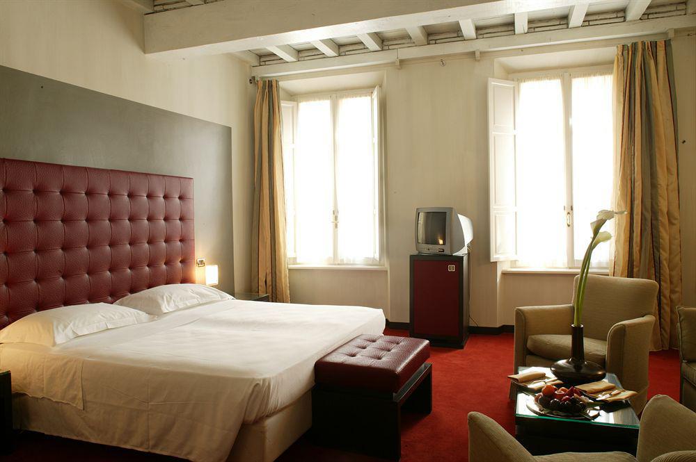 Sina Maria Luigia Hotel Parma Bagian luar foto
