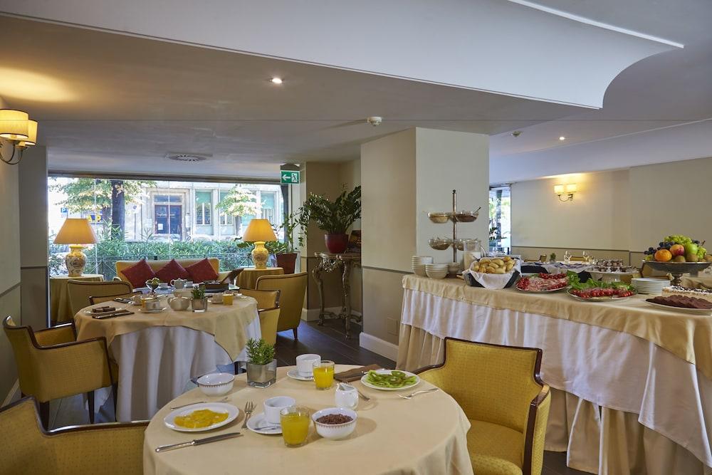 Sina Maria Luigia Hotel Parma Bagian luar foto