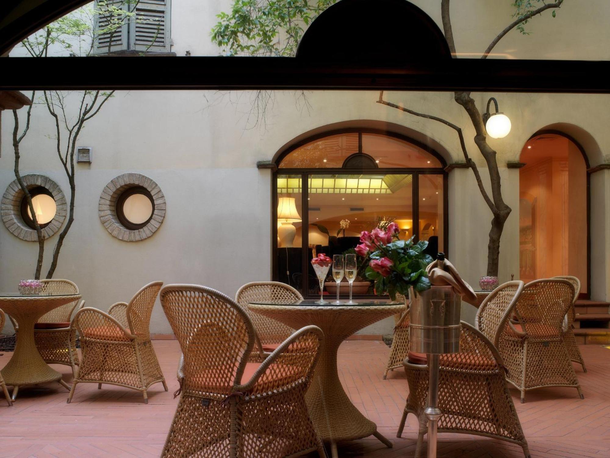 Sina Maria Luigia Hotel Parma Bagian luar foto