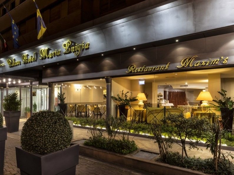 Sina Maria Luigia Hotel Parma Bagian luar foto